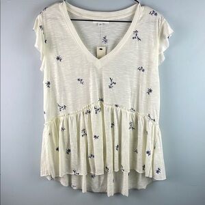 coco + jaimeson Floral Cream Top Size XL